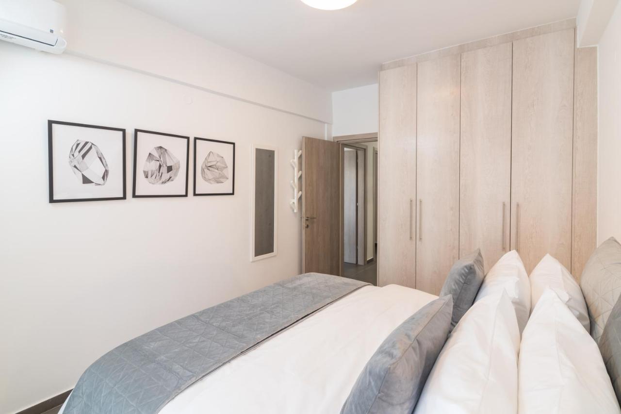 F & B Collection - 3 Bedroom Penthouse Apartment Thessaloniki