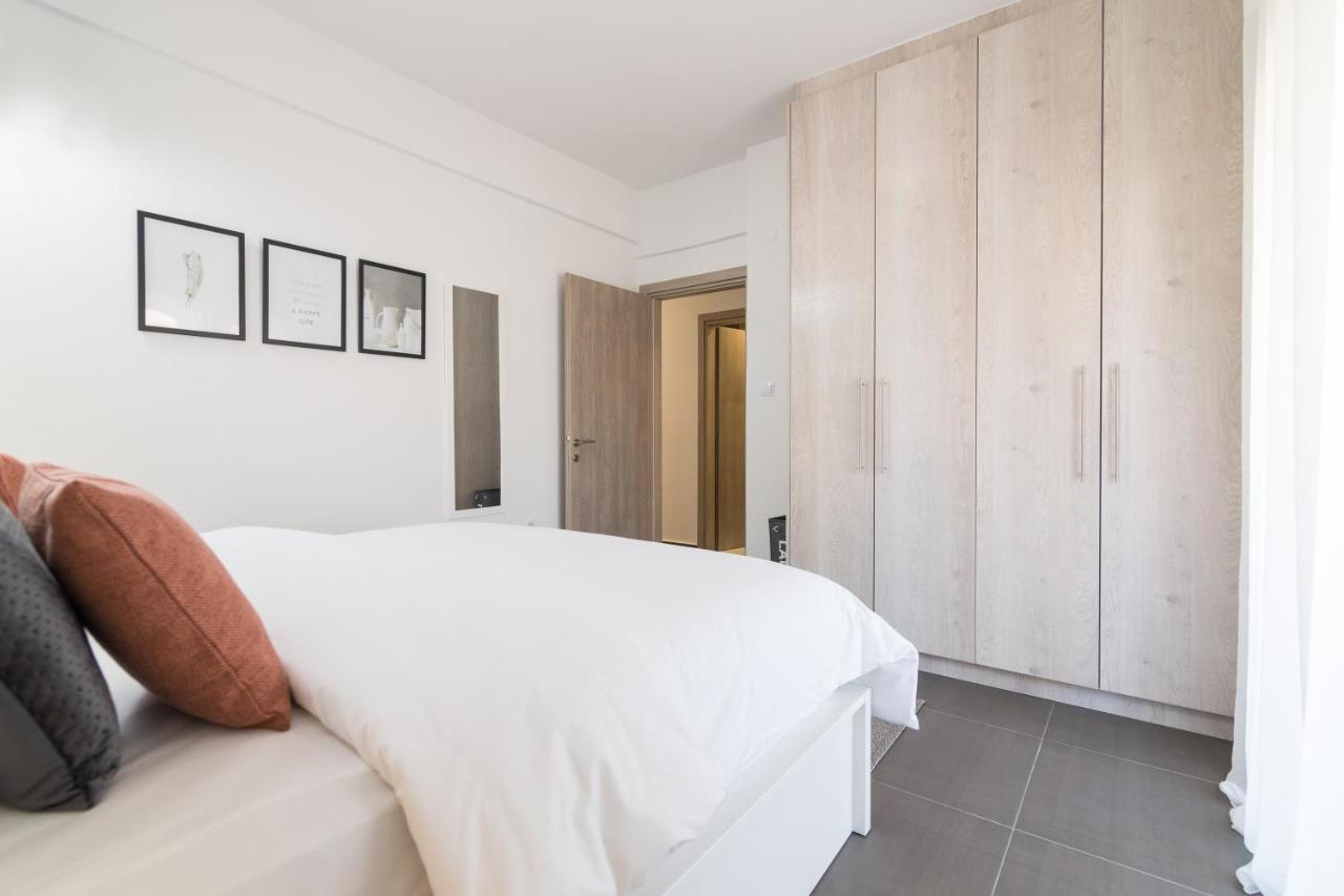 F & B Collection - 3 Bedroom Penthouse Apartment