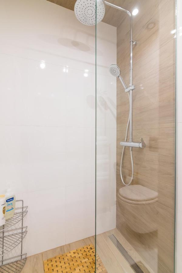 F & B Collection - 3 Bedroom Penthouse *